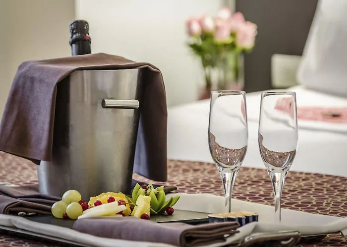 Eurostars Aeterna Hotel 4*